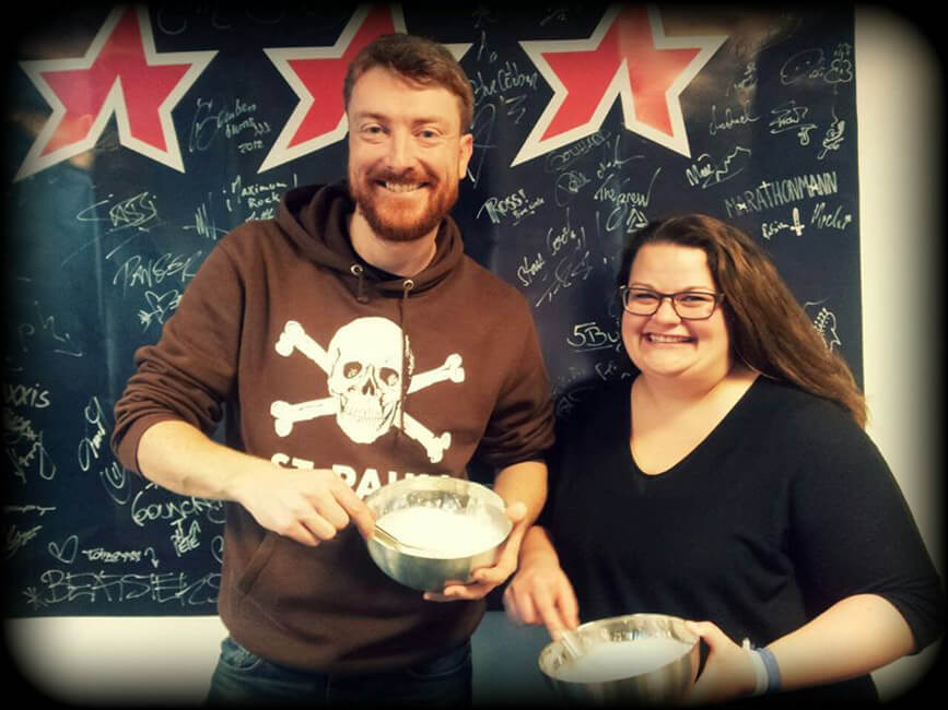 Catering-Praktikantin für einen Tag | Kochen für Billy Idol und ein Paprika-Schneide-Hack