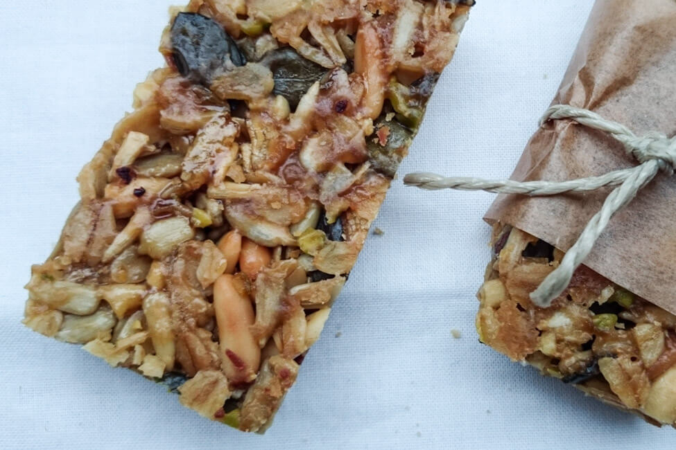 flap jacks müsliriegel selbst machen honig nüsse trockenfrüchte snack schule büro pause mealprep