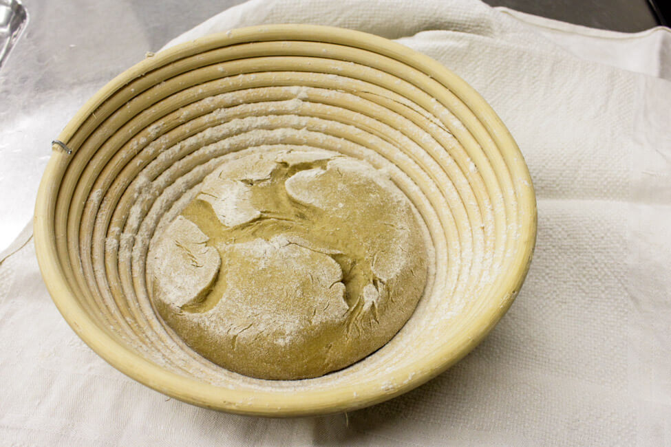 sauerteig brot backen