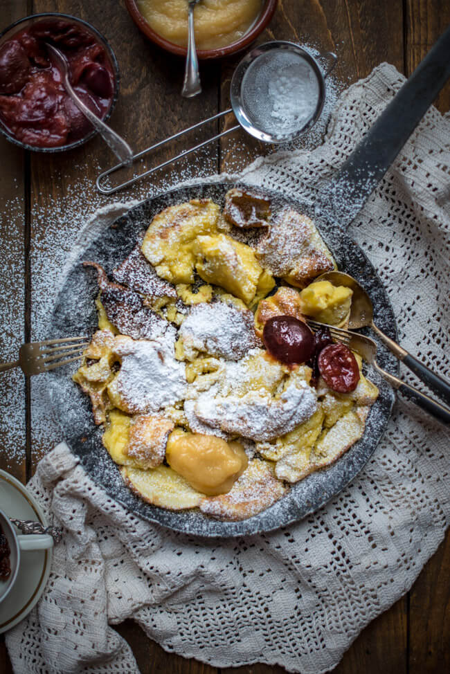 weltbester bester kaiserschmarrn tirol kitzbühel rasmushof schmarrn streif hahnenkamm österreich traditionell soulfood zwetschgenröster apfelmus