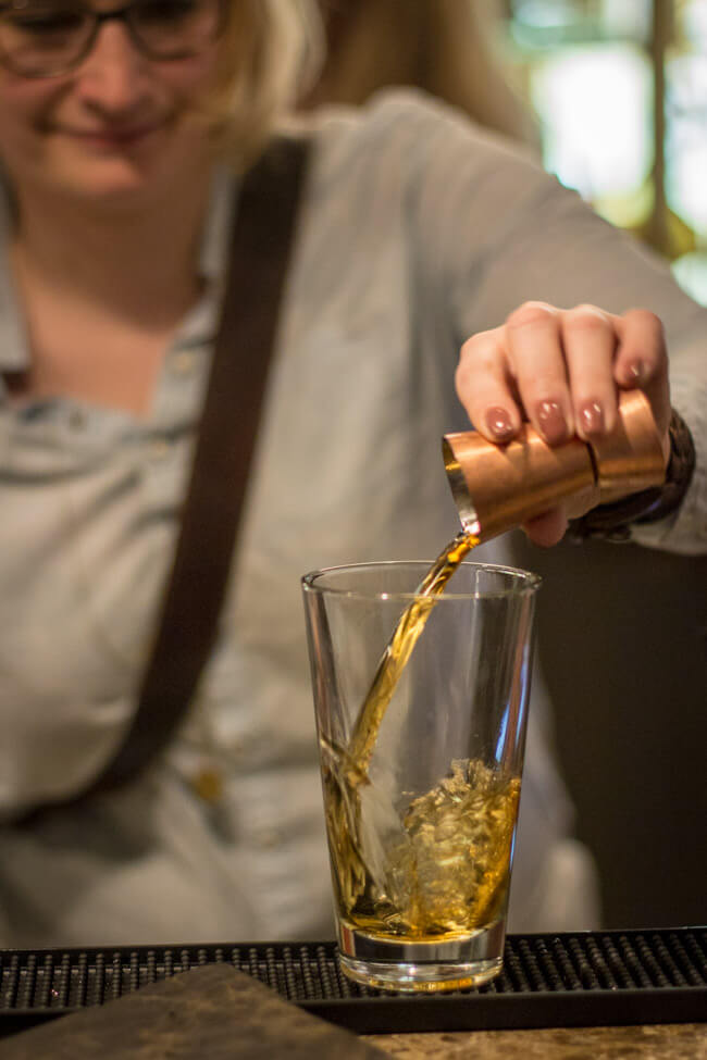 Cocktails mixen beim Bloggertreffen in Marburg
