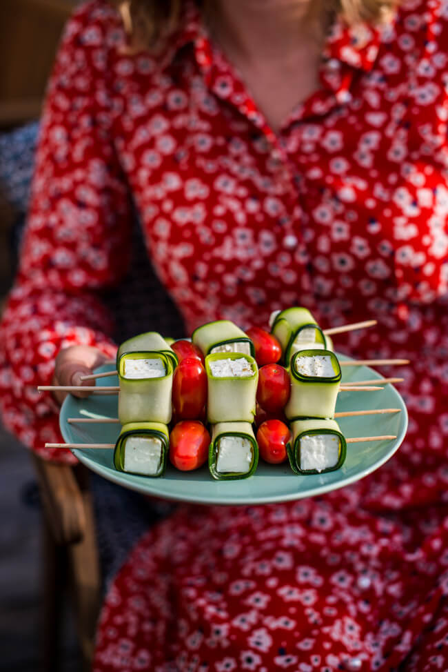 Veggie BBQ Grillspieße mit Zucchin und Feta