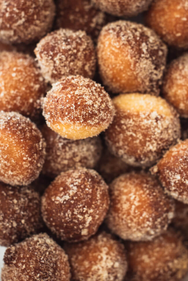 quarkbällchen zimt zucker einfach frittieren quark gebäck klein schnell