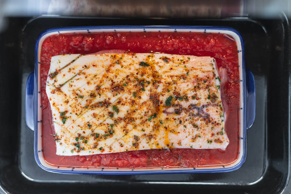 Schweinebauch all'arrabiata in Tomatensauce mediterran Ofengericht Schmorgericht sommer italienisch