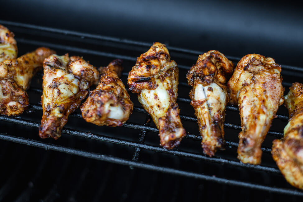 BBQ Chicken Wings Hühnerflügel Jamie Oliver Sauce Barbecue Grillen Sommer