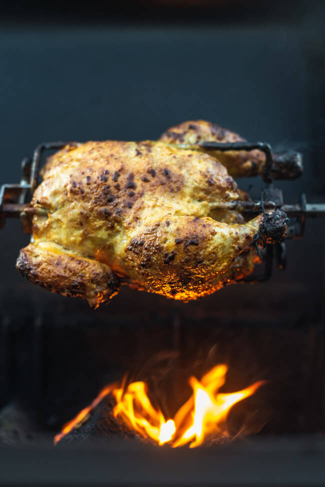 Grillhähnchen Sri Lanka Brathähnchen Curry indisch asiatisch Grillspieß Napoleon Rogue