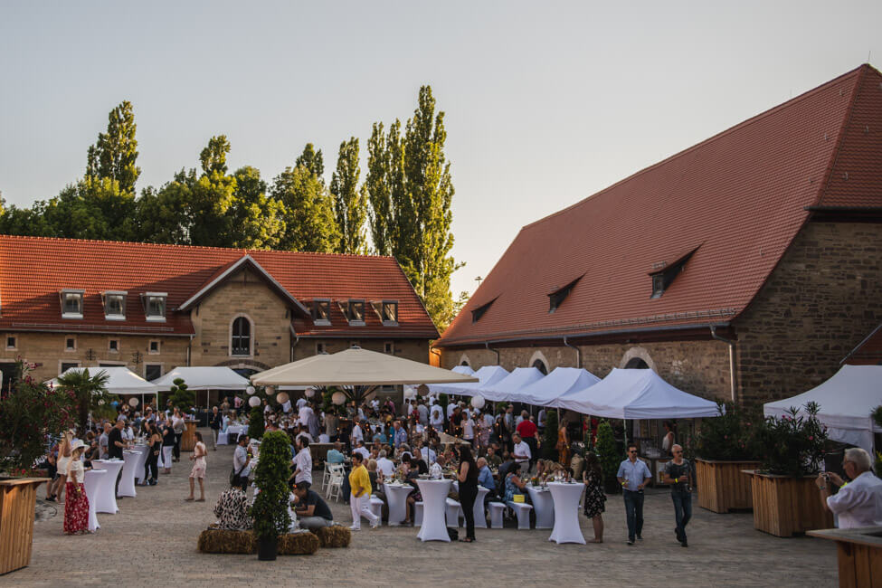 Taste of Franken Kulinarik Open Air Würzburg Gut Wöllried Rottendorf Jens HofereTaste of Franken Kulinarik Open Air Würzburg Gut Wöllried Rottendorf Jens Hoferer LandmetzgereiTaste of Franken Kulinarik Open Air Würzburg Gut Wöllried Rottendorf