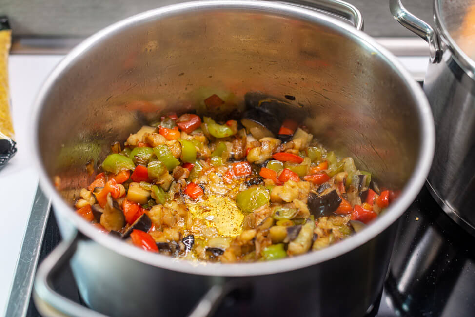 Gebratenes Gemüse für Bulgur.