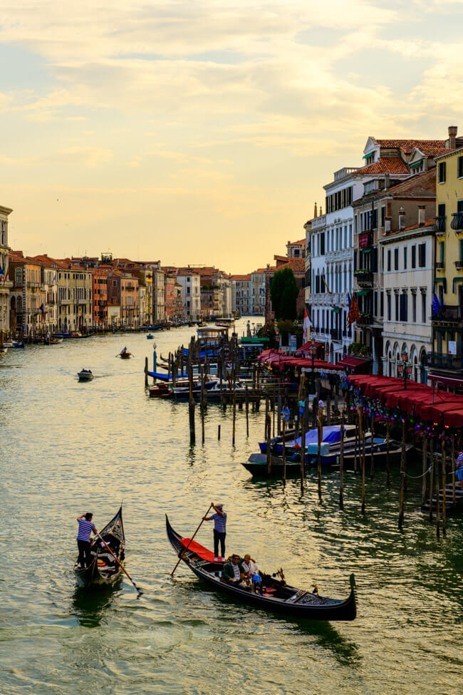 Gondoliere im Canale Grande.
