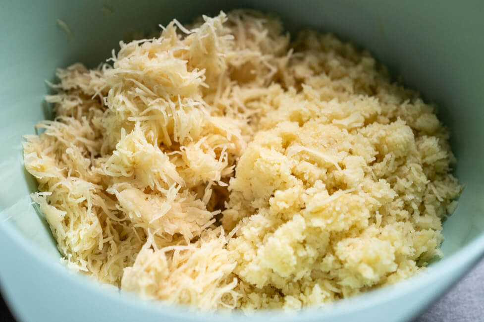 Geriebene Kartoffeln für Kloßteig