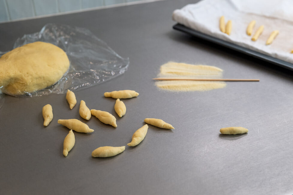 Maccheroni formen für die Pasta alla Norma
