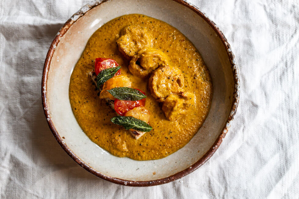 Shrimp Moilee im Teller angerichtet