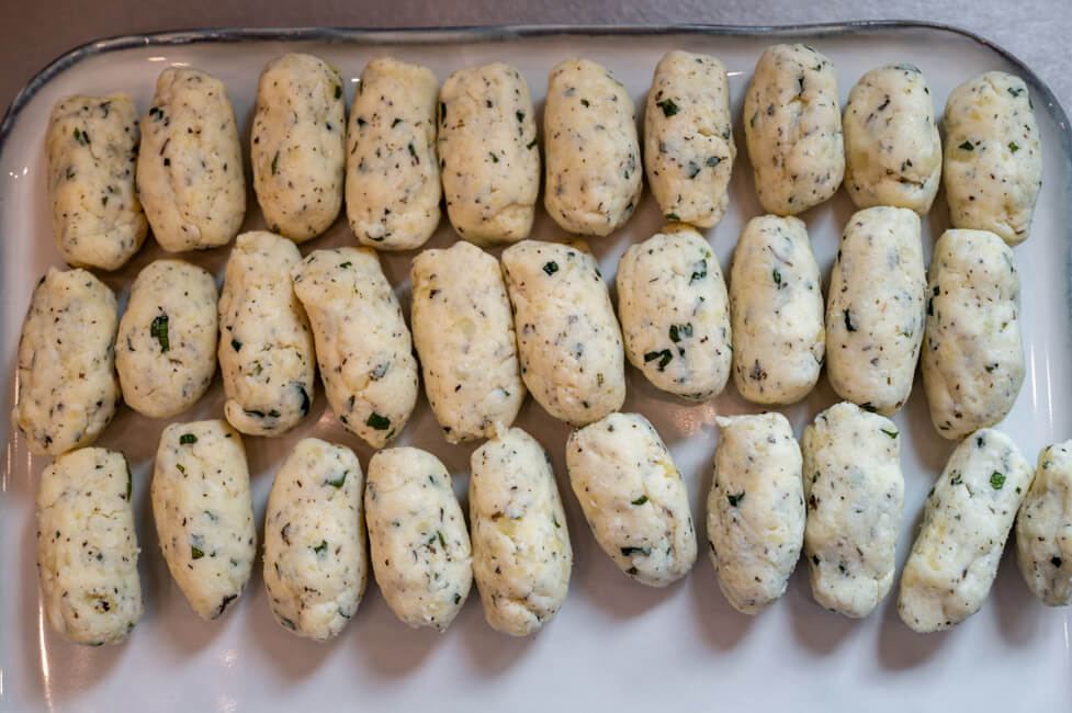 Kartoffel-Minze-Füllung für die sardische Pasta Culurgiones