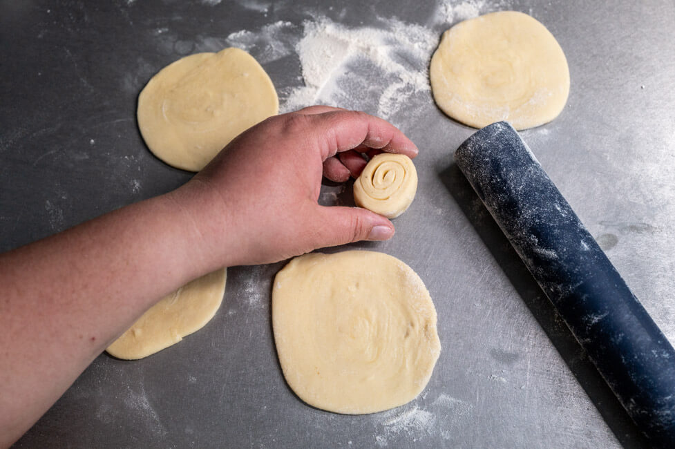 Blätterteig flach rollen