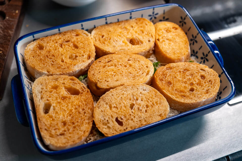 Zuppa Gallurese Schritt für Schritt