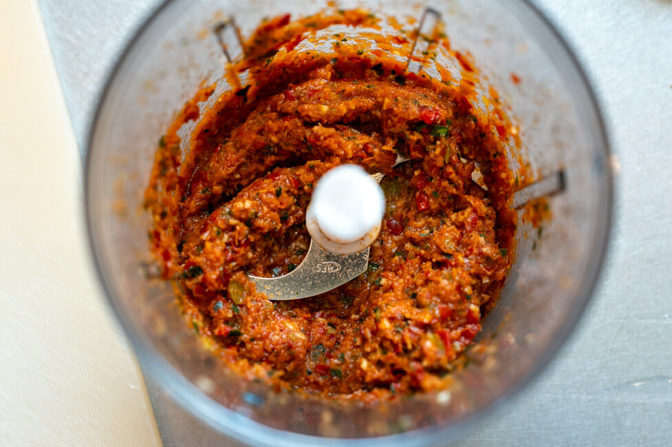 Rote Currypaste im Mixer